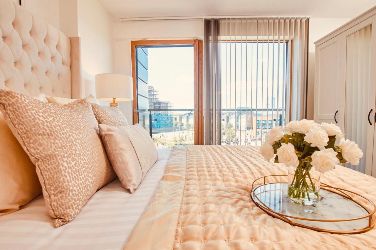 King Deluxe City Apt Large Balcony& Free Parking! Leeds  Esterno foto