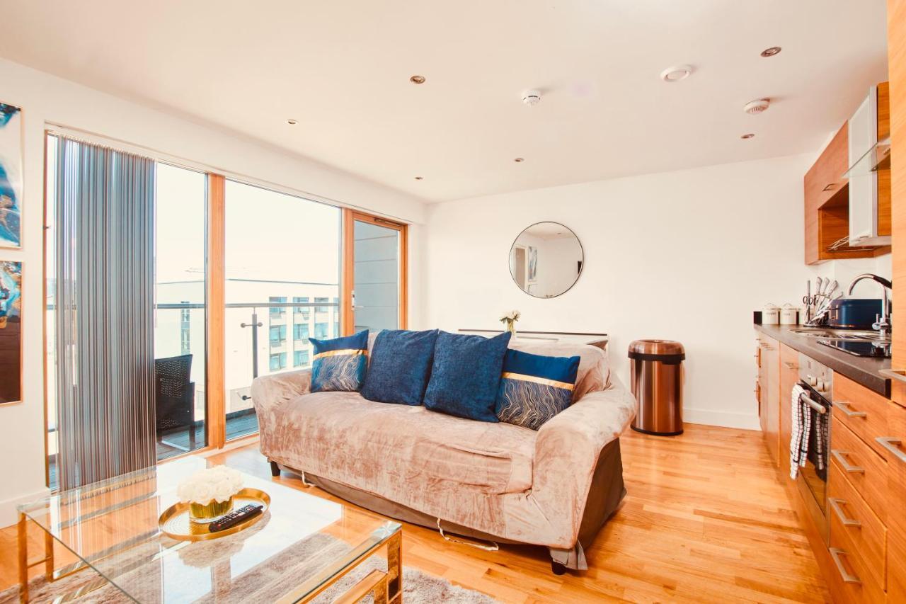 King Deluxe City Apt Large Balcony& Free Parking! Leeds  Esterno foto