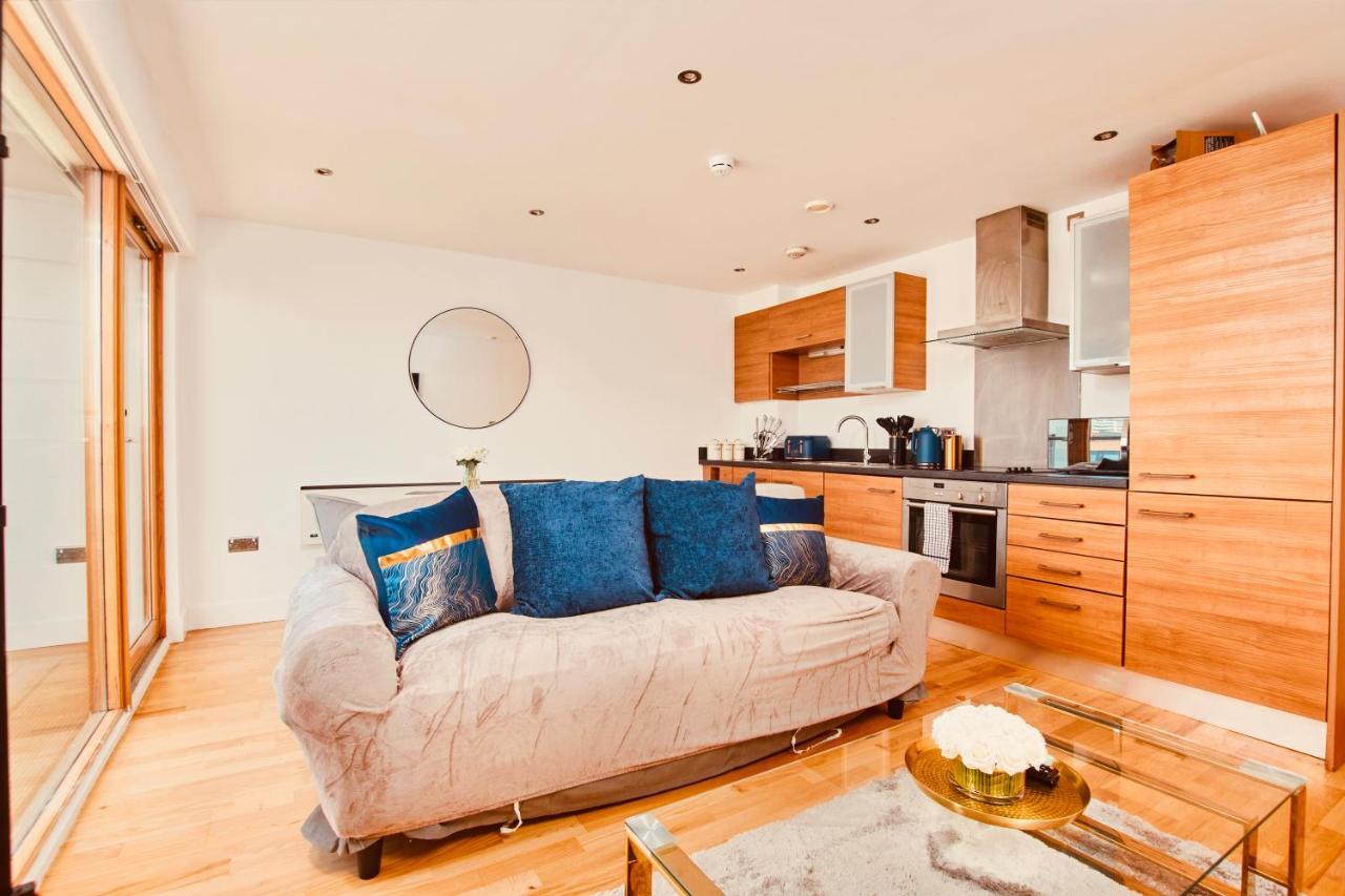King Deluxe City Apt Large Balcony& Free Parking! Leeds  Esterno foto