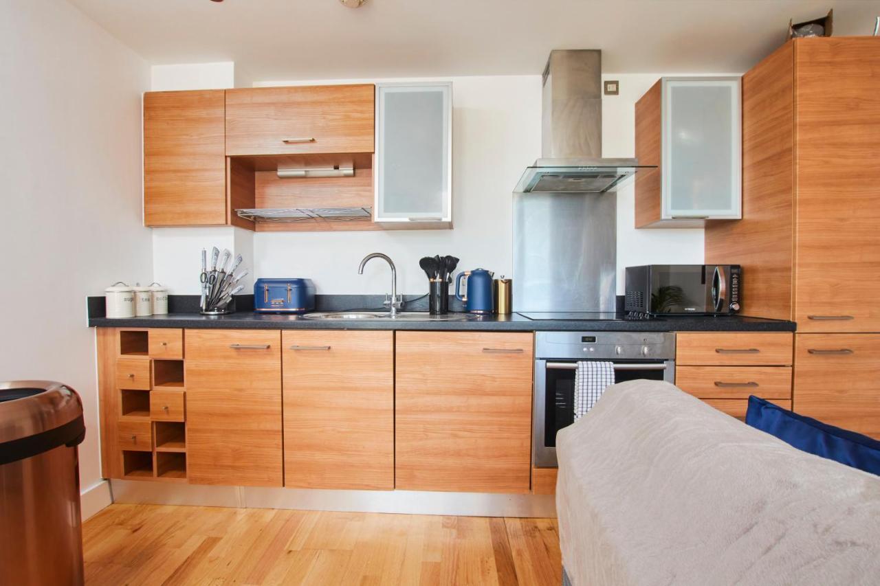 King Deluxe City Apt Large Balcony& Free Parking! Leeds  Esterno foto