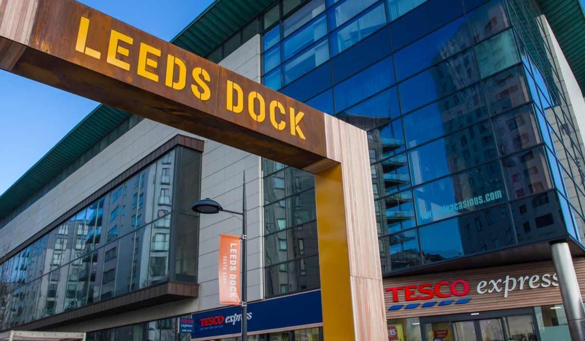 King Deluxe City Apt Large Balcony& Free Parking! Leeds  Esterno foto