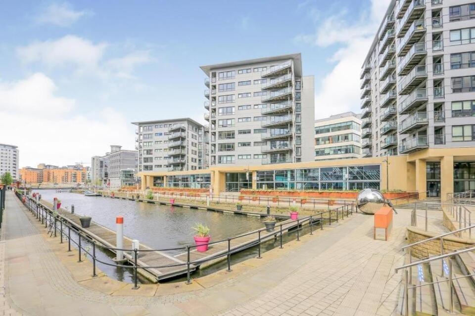 King Deluxe City Apt Large Balcony& Free Parking! Leeds  Esterno foto