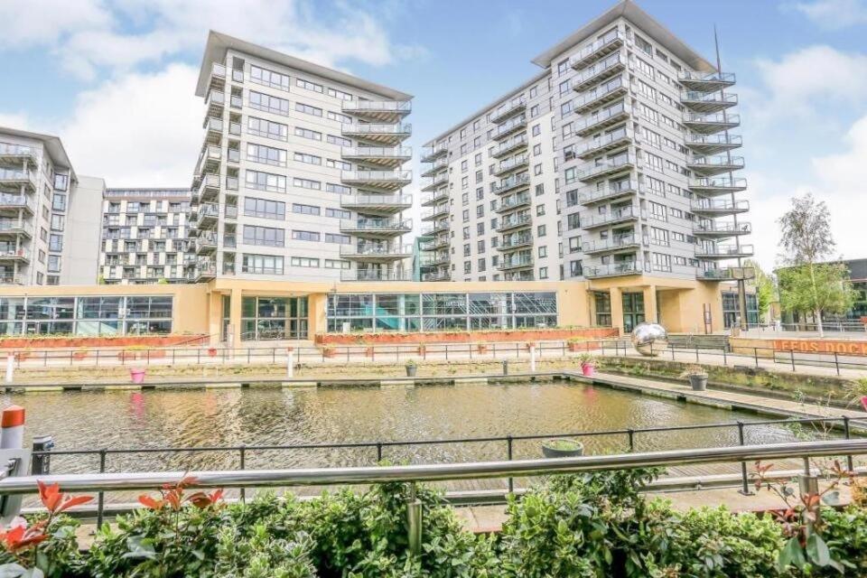 King Deluxe City Apt Large Balcony& Free Parking! Leeds  Esterno foto