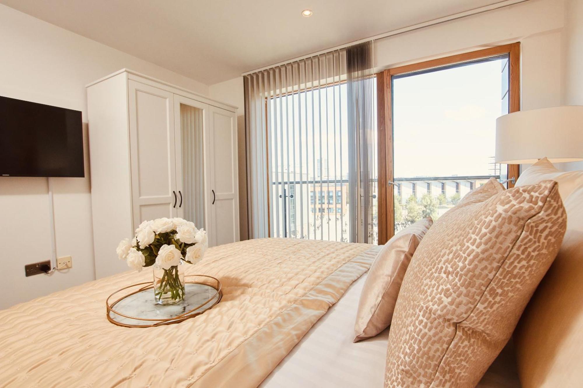 King Deluxe City Apt Large Balcony& Free Parking! Leeds  Esterno foto
