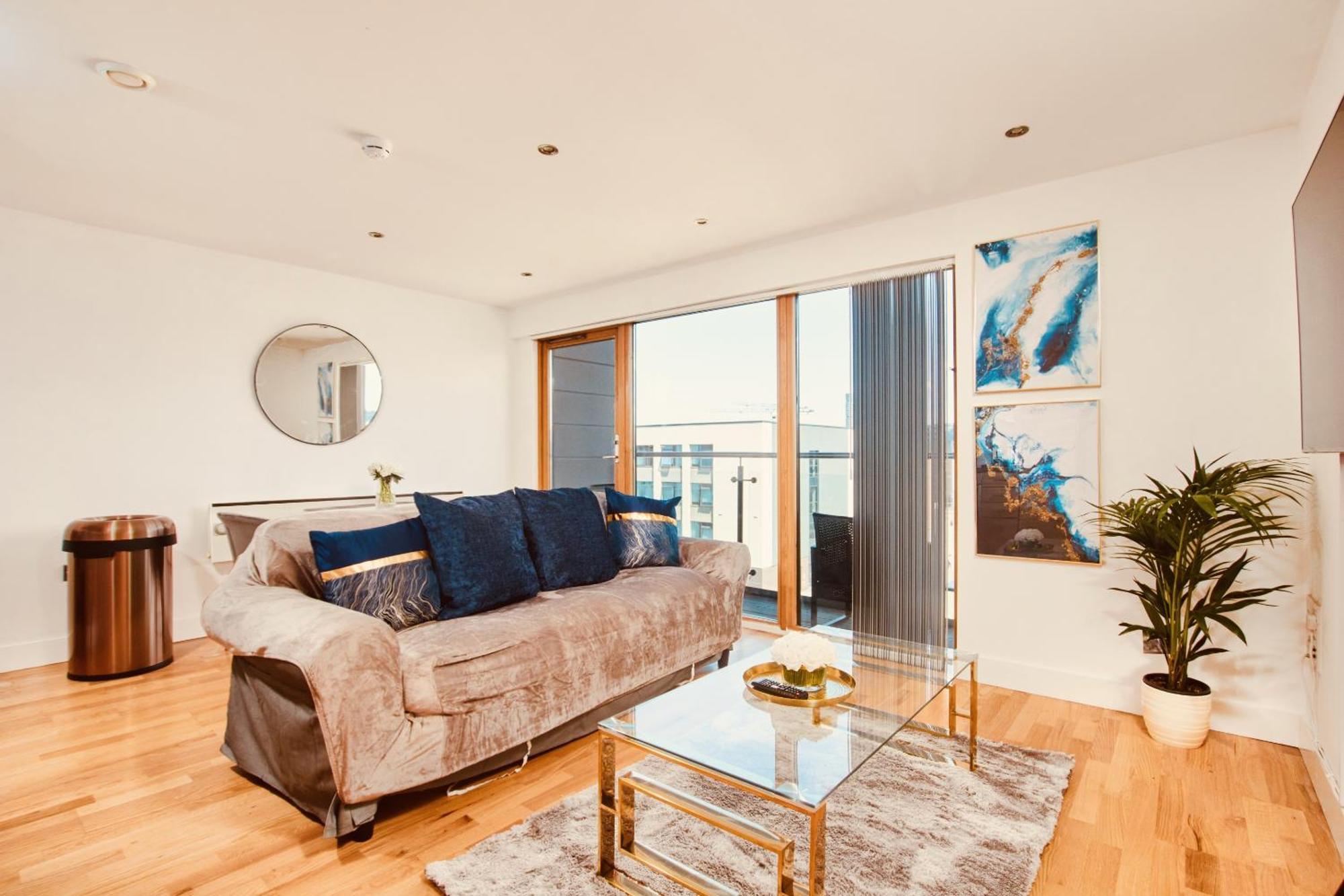 King Deluxe City Apt Large Balcony& Free Parking! Leeds  Esterno foto
